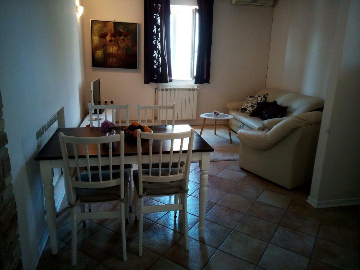 Apartments Mirela Novigrad Istria Exterior foto